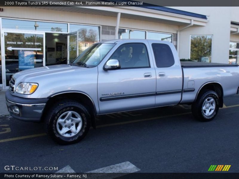 Platinum Metallic / Light Charcoal 2000 Toyota Tundra SR5 Extended Cab 4x4