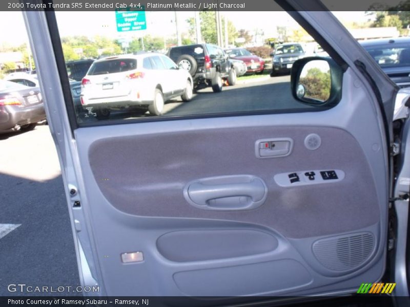 Platinum Metallic / Light Charcoal 2000 Toyota Tundra SR5 Extended Cab 4x4