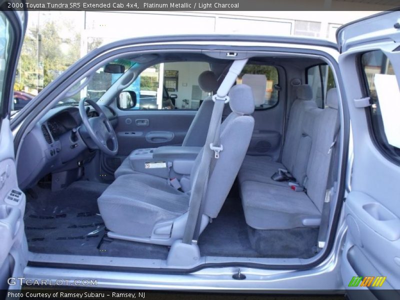 Platinum Metallic / Light Charcoal 2000 Toyota Tundra SR5 Extended Cab 4x4
