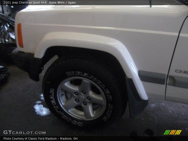 Stone White / Agate 2001 Jeep Cherokee Sport 4x4