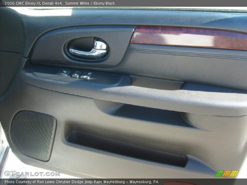 Summit White / Ebony Black 2006 GMC Envoy XL Denali 4x4
