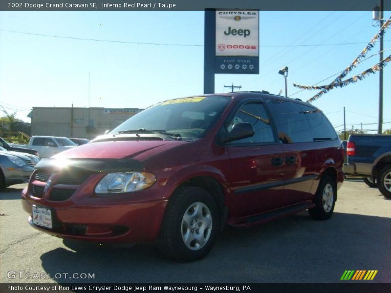 Inferno Red Pearl / Taupe 2002 Dodge Grand Caravan SE