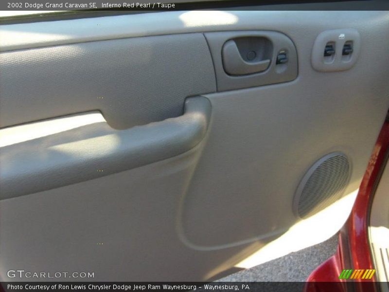 Inferno Red Pearl / Taupe 2002 Dodge Grand Caravan SE