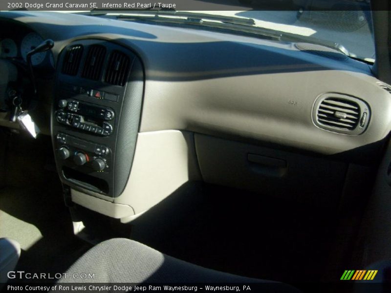 Inferno Red Pearl / Taupe 2002 Dodge Grand Caravan SE