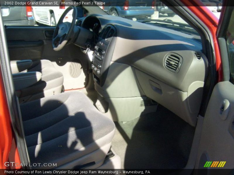 Inferno Red Pearl / Taupe 2002 Dodge Grand Caravan SE