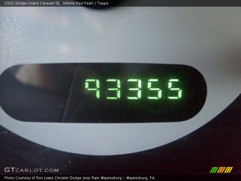 Inferno Red Pearl / Taupe 2002 Dodge Grand Caravan SE