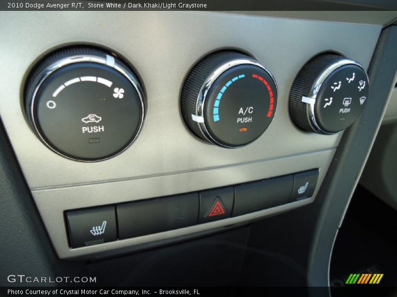 Controls of 2010 Avenger R/T