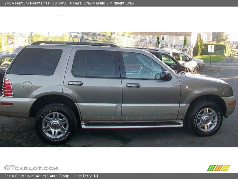 Mineral Gray Metallic / Midnight Grey 2004 Mercury Mountaineer V8 AWD
