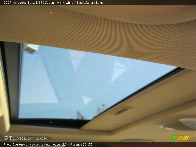 Arctic White / Black/Sahara Beige 2007 Mercedes-Benz E 350 Sedan