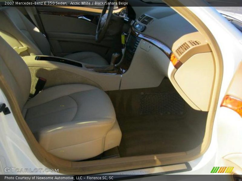 Arctic White / Black/Sahara Beige 2007 Mercedes-Benz E 350 Sedan