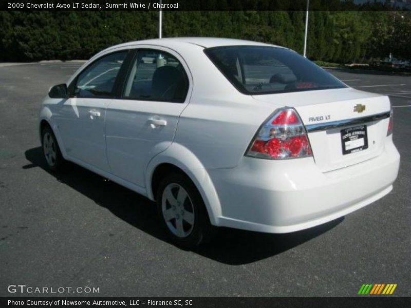 Summit White / Charcoal 2009 Chevrolet Aveo LT Sedan