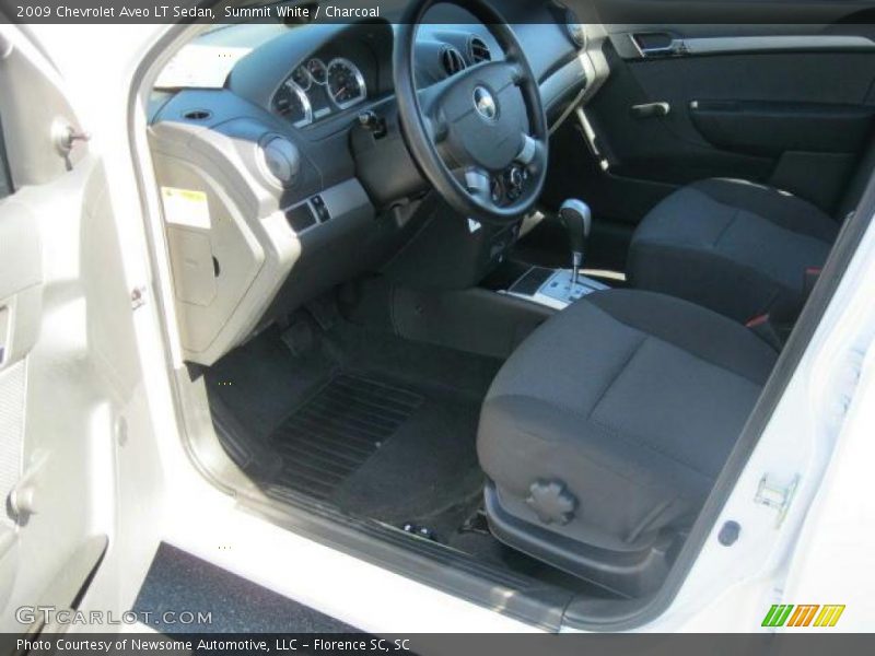 Summit White / Charcoal 2009 Chevrolet Aveo LT Sedan