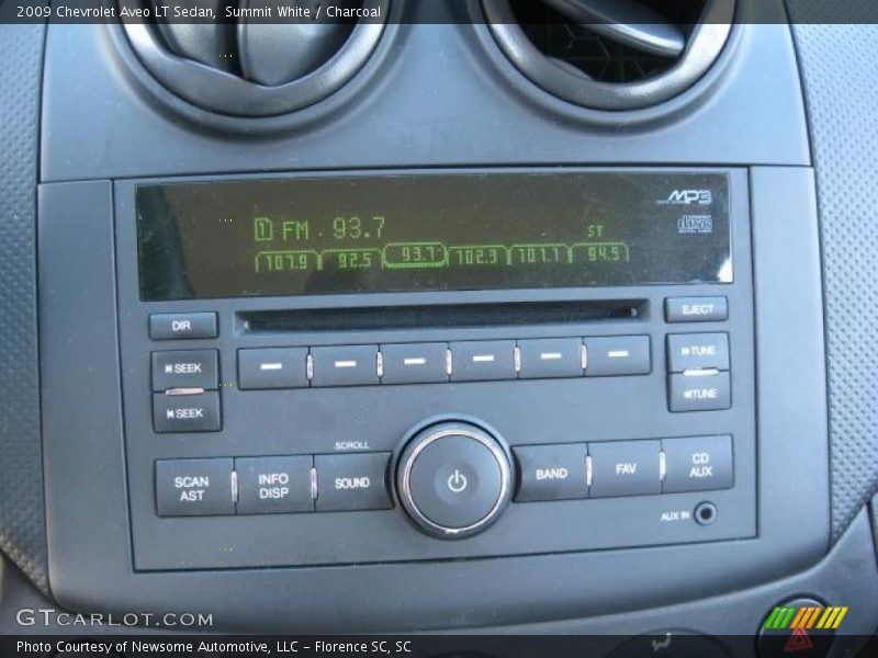 Summit White / Charcoal 2009 Chevrolet Aveo LT Sedan