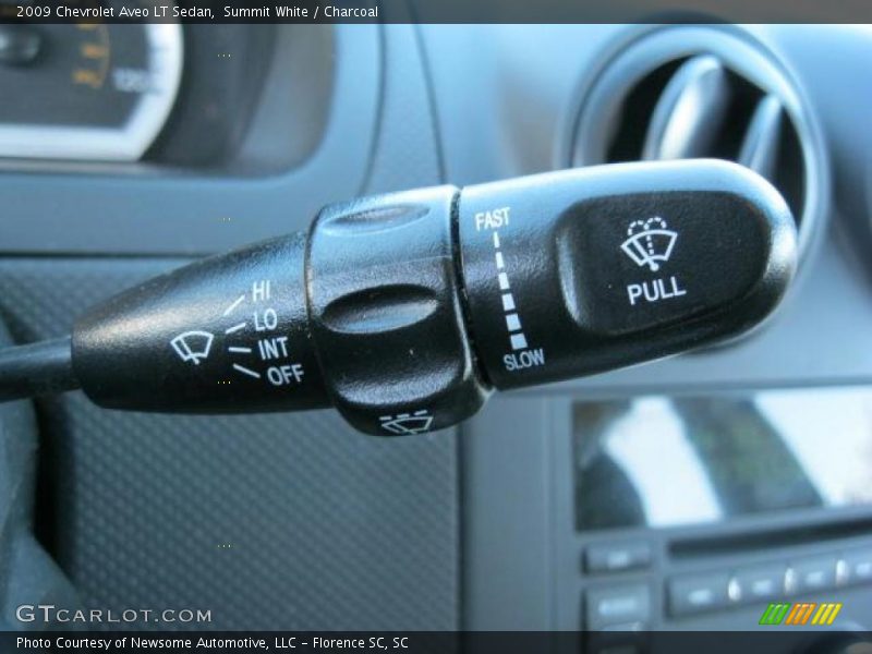 Summit White / Charcoal 2009 Chevrolet Aveo LT Sedan