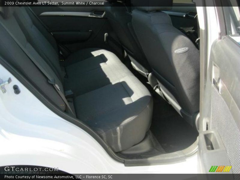Summit White / Charcoal 2009 Chevrolet Aveo LT Sedan