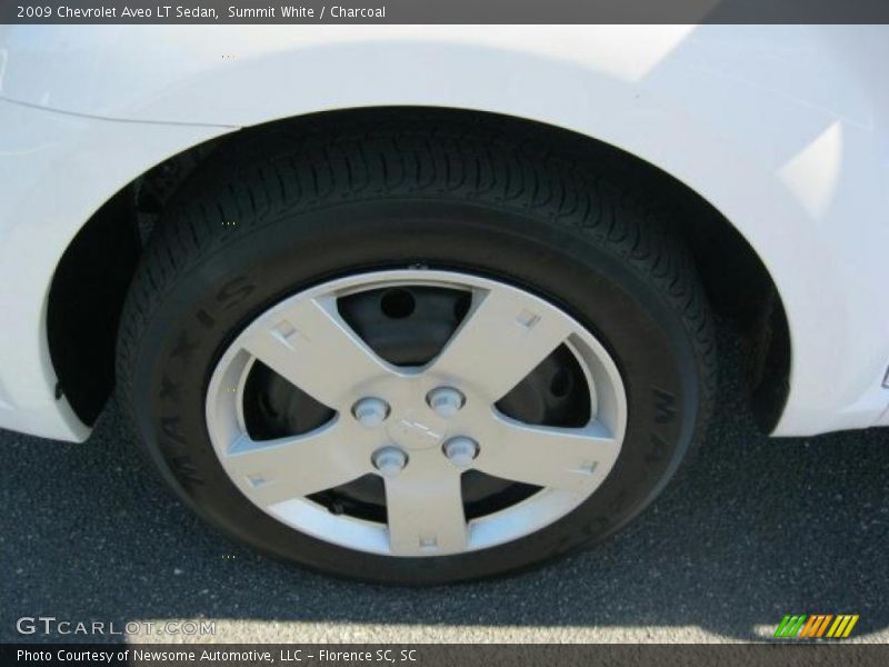 Summit White / Charcoal 2009 Chevrolet Aveo LT Sedan