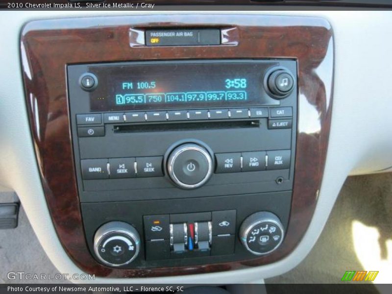 Silver Ice Metallic / Gray 2010 Chevrolet Impala LS