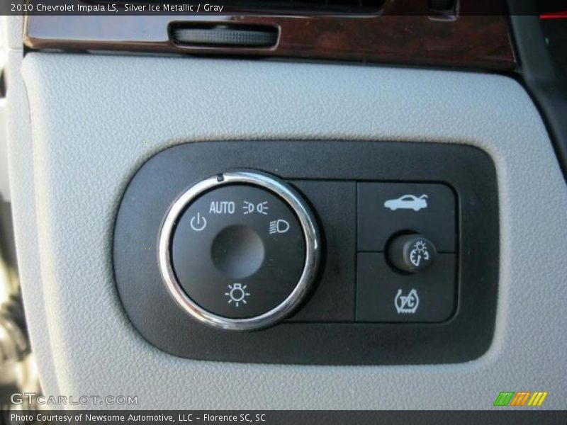 Silver Ice Metallic / Gray 2010 Chevrolet Impala LS