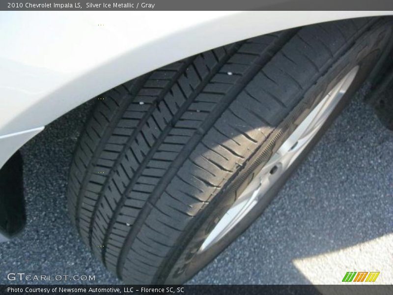 Silver Ice Metallic / Gray 2010 Chevrolet Impala LS