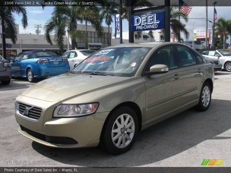 Gecko Green Metallic / Quartz 2008 Volvo S40 2.4i