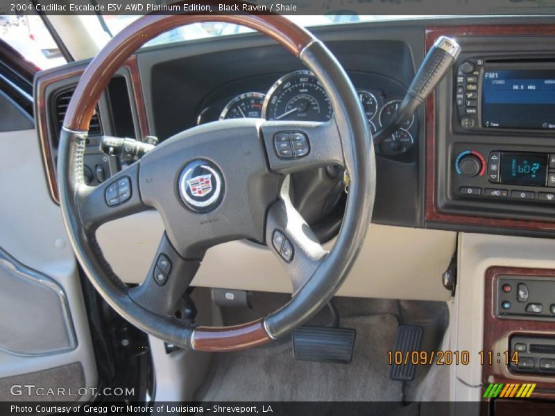  2004 Escalade ESV AWD Platinum Edition Steering Wheel