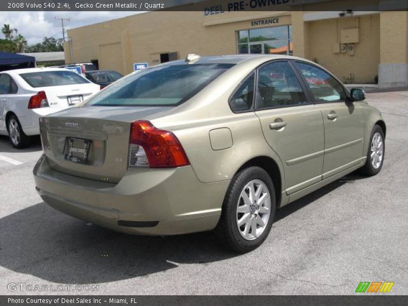 Gecko Green Metallic / Quartz 2008 Volvo S40 2.4i