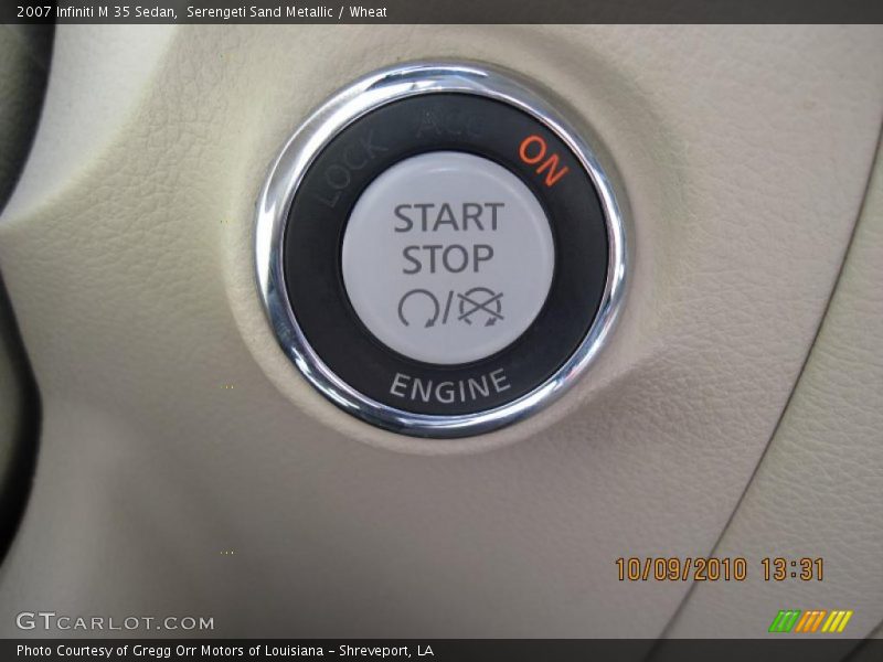 Controls of 2007 M 35 Sedan