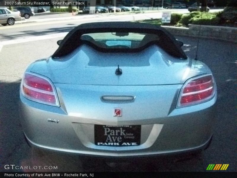 Silver Pearl / Black 2007 Saturn Sky Roadster