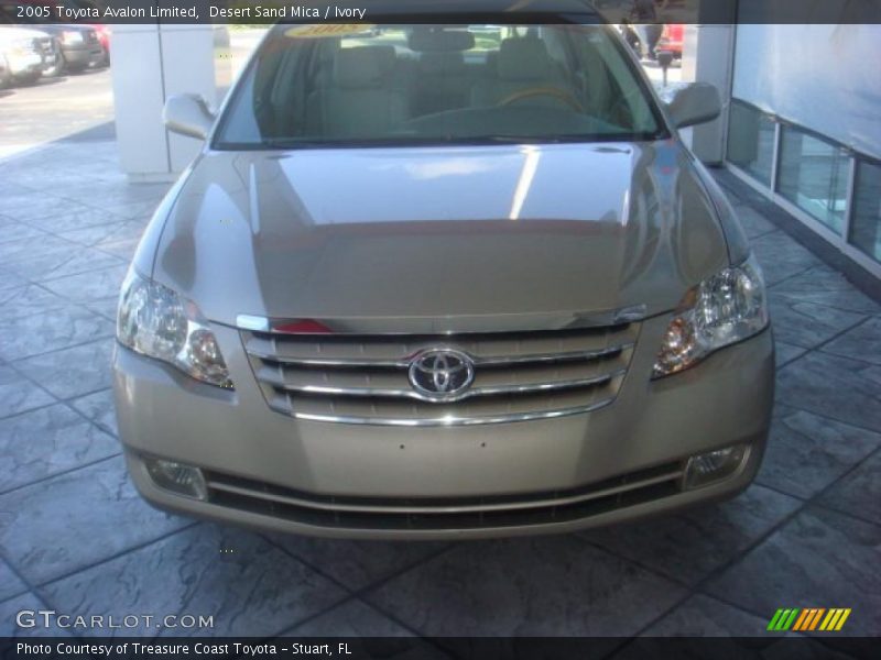 Desert Sand Mica / Ivory 2005 Toyota Avalon Limited
