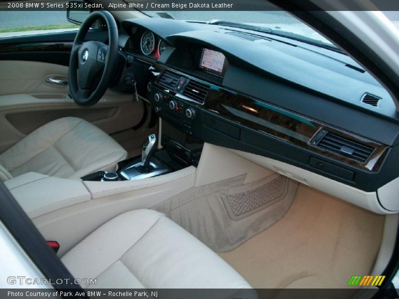Alpine White / Cream Beige Dakota Leather 2008 BMW 5 Series 535xi Sedan