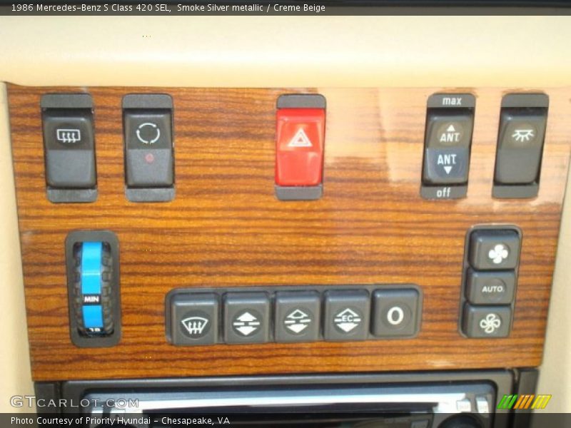 Smoke Silver metallic / Creme Beige 1986 Mercedes-Benz S Class 420 SEL