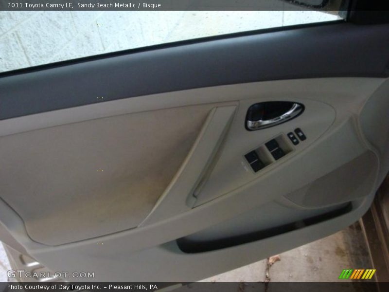 Sandy Beach Metallic / Bisque 2011 Toyota Camry LE