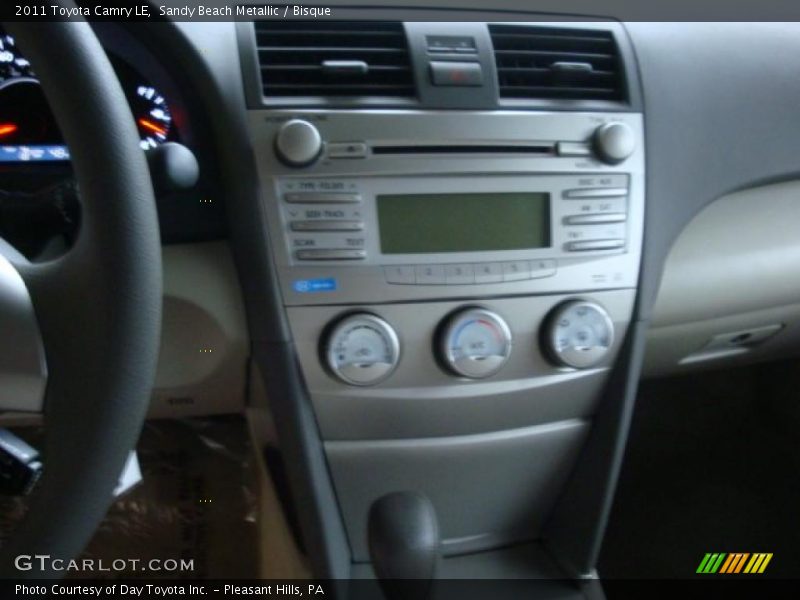 Sandy Beach Metallic / Bisque 2011 Toyota Camry LE