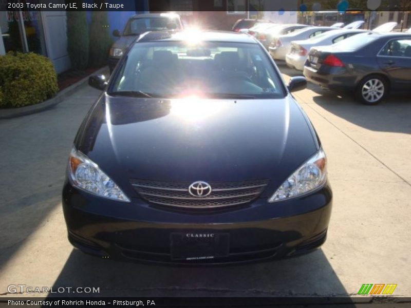 Black / Taupe 2003 Toyota Camry LE