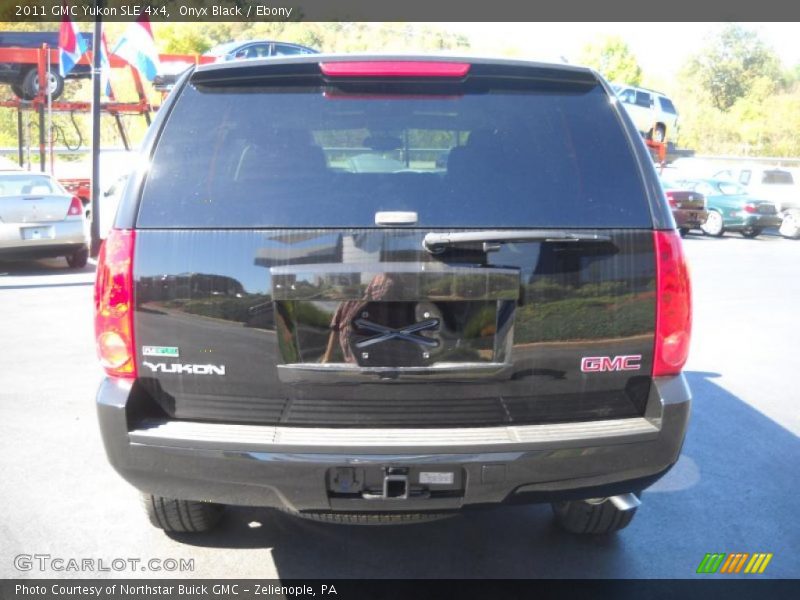 Onyx Black / Ebony 2011 GMC Yukon SLE 4x4