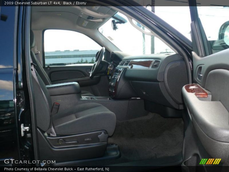 Black / Ebony 2009 Chevrolet Suburban LT 4x4