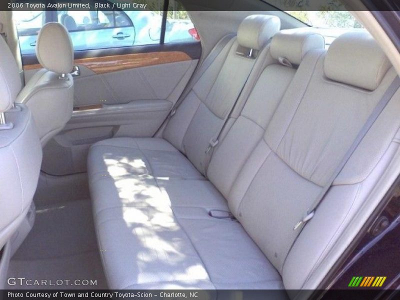 Black / Light Gray 2006 Toyota Avalon Limited