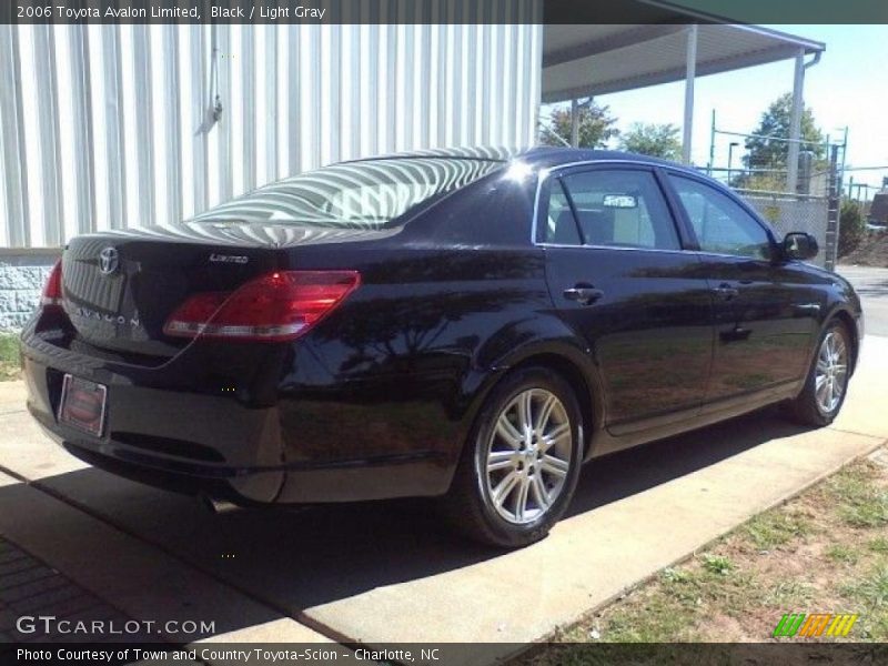 Black / Light Gray 2006 Toyota Avalon Limited