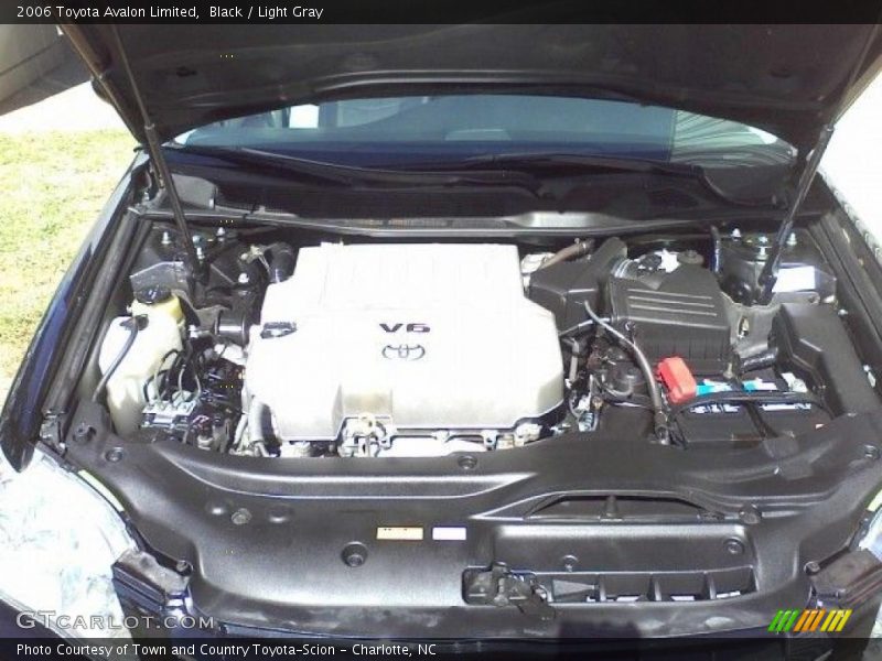 Black / Light Gray 2006 Toyota Avalon Limited