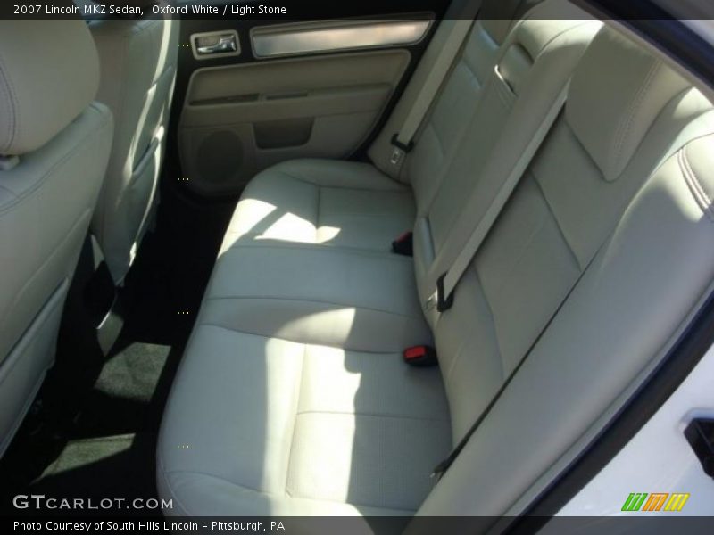 Oxford White / Light Stone 2007 Lincoln MKZ Sedan