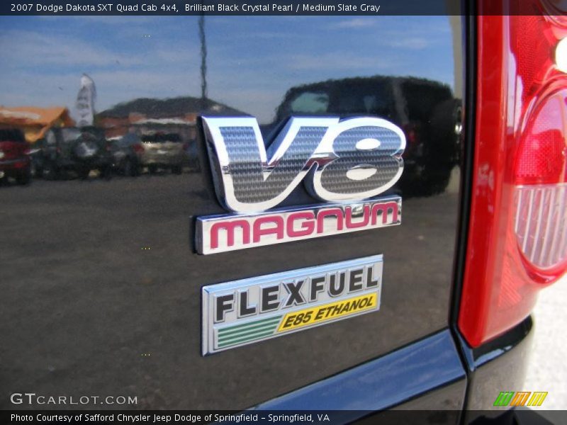  2007 Dakota SXT Quad Cab 4x4 Logo