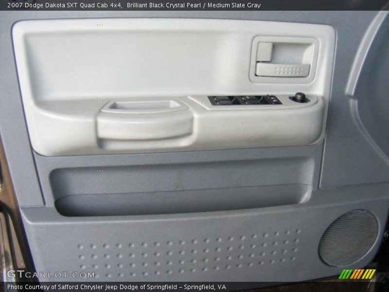 Brilliant Black Crystal Pearl / Medium Slate Gray 2007 Dodge Dakota SXT Quad Cab 4x4
