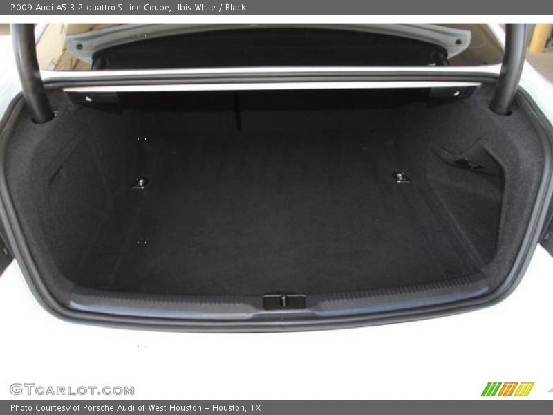 Ibis White / Black 2009 Audi A5 3.2 quattro S Line Coupe