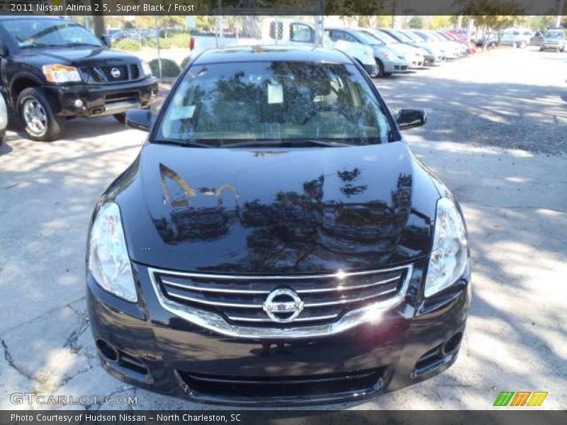 Super Black / Frost 2011 Nissan Altima 2.5