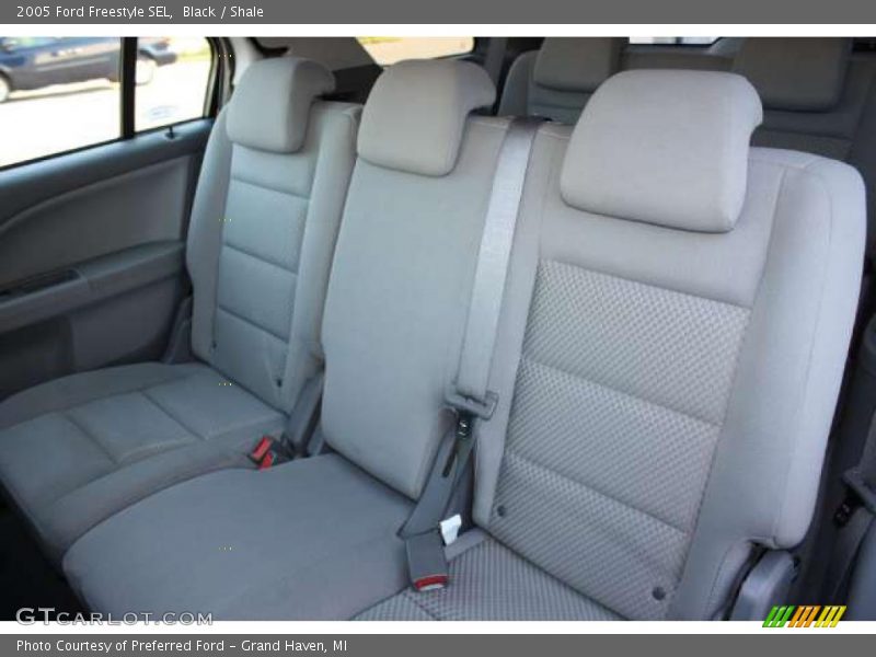 Black / Shale 2005 Ford Freestyle SEL