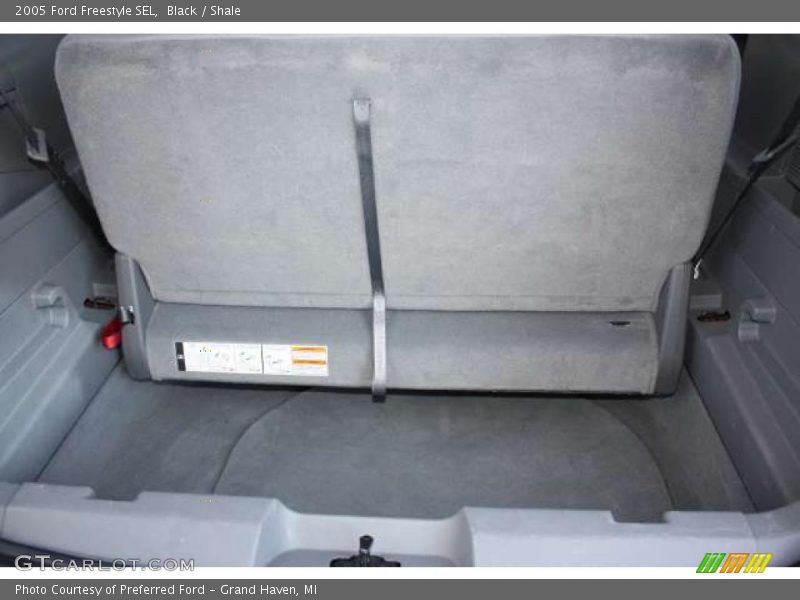 Black / Shale 2005 Ford Freestyle SEL