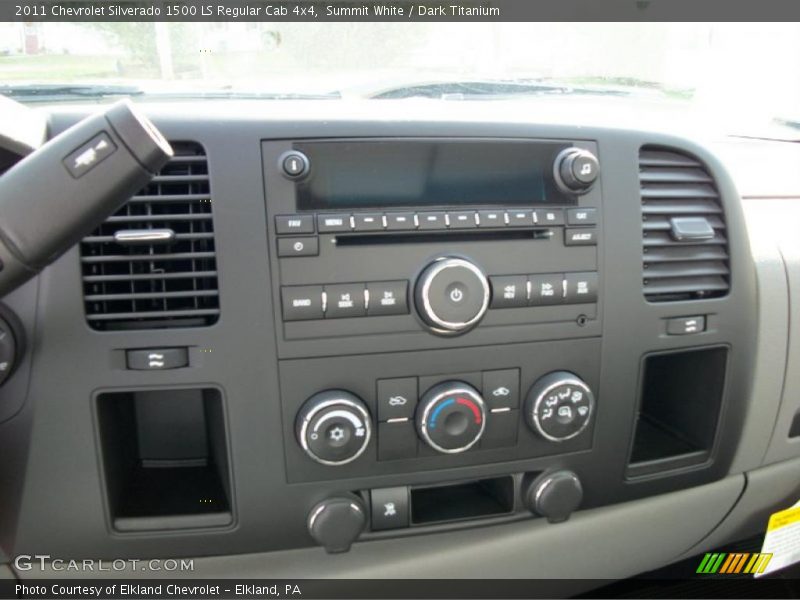 Controls of 2011 Silverado 1500 LS Regular Cab 4x4