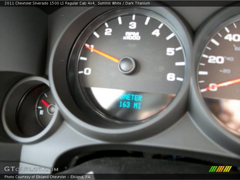 Summit White / Dark Titanium 2011 Chevrolet Silverado 1500 LS Regular Cab 4x4