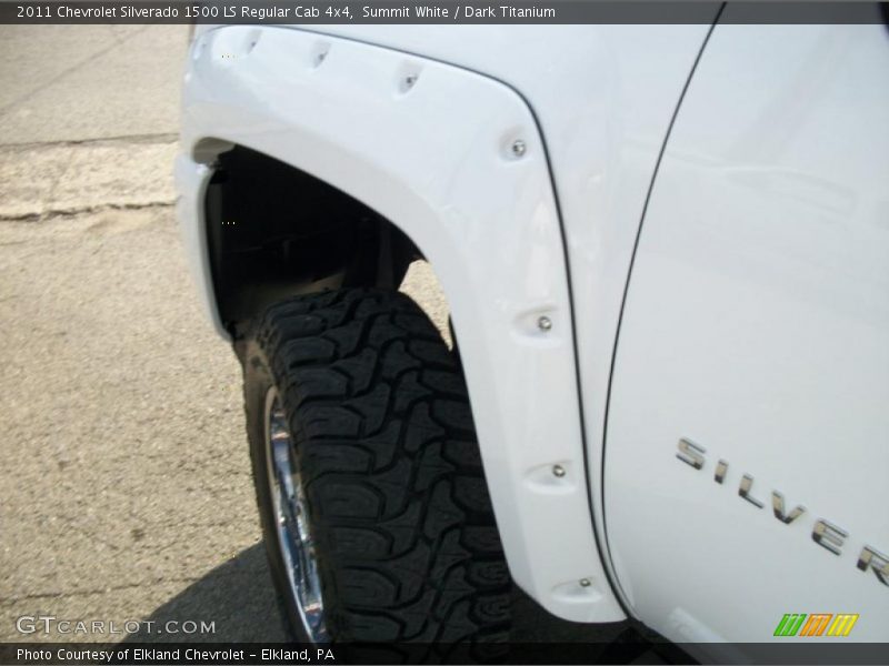 Summit White / Dark Titanium 2011 Chevrolet Silverado 1500 LS Regular Cab 4x4