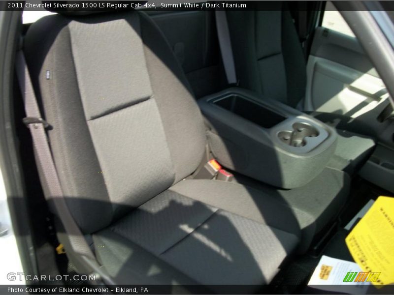 Summit White / Dark Titanium 2011 Chevrolet Silverado 1500 LS Regular Cab 4x4